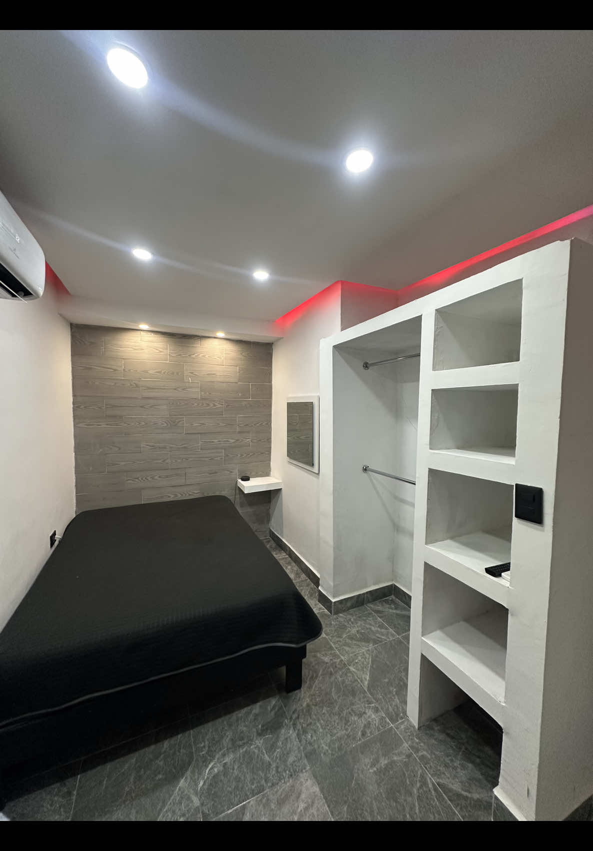 Transformamos espacios con visión técnica y estética | Un antes y un después 🤩  . 📞 ¿Estás buscando transformar un espacio o construir desde cero? ¡Contáctame y conoce nuestros servicios!  📱834 301 2431 . Ing. Blas Mandujano . . #remodelacion #ingenieria #arquitectura #diseñodeinteriores #recamara #tablaroca #lambrin #viraltiktok #foruyou #fyp 
