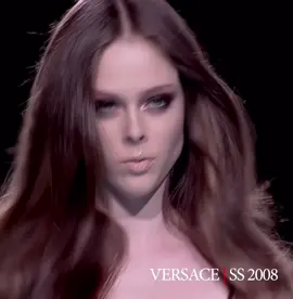Coco Rocha for Versace Spring/Summer 2008 #2000s #CocoRocha #Versace 