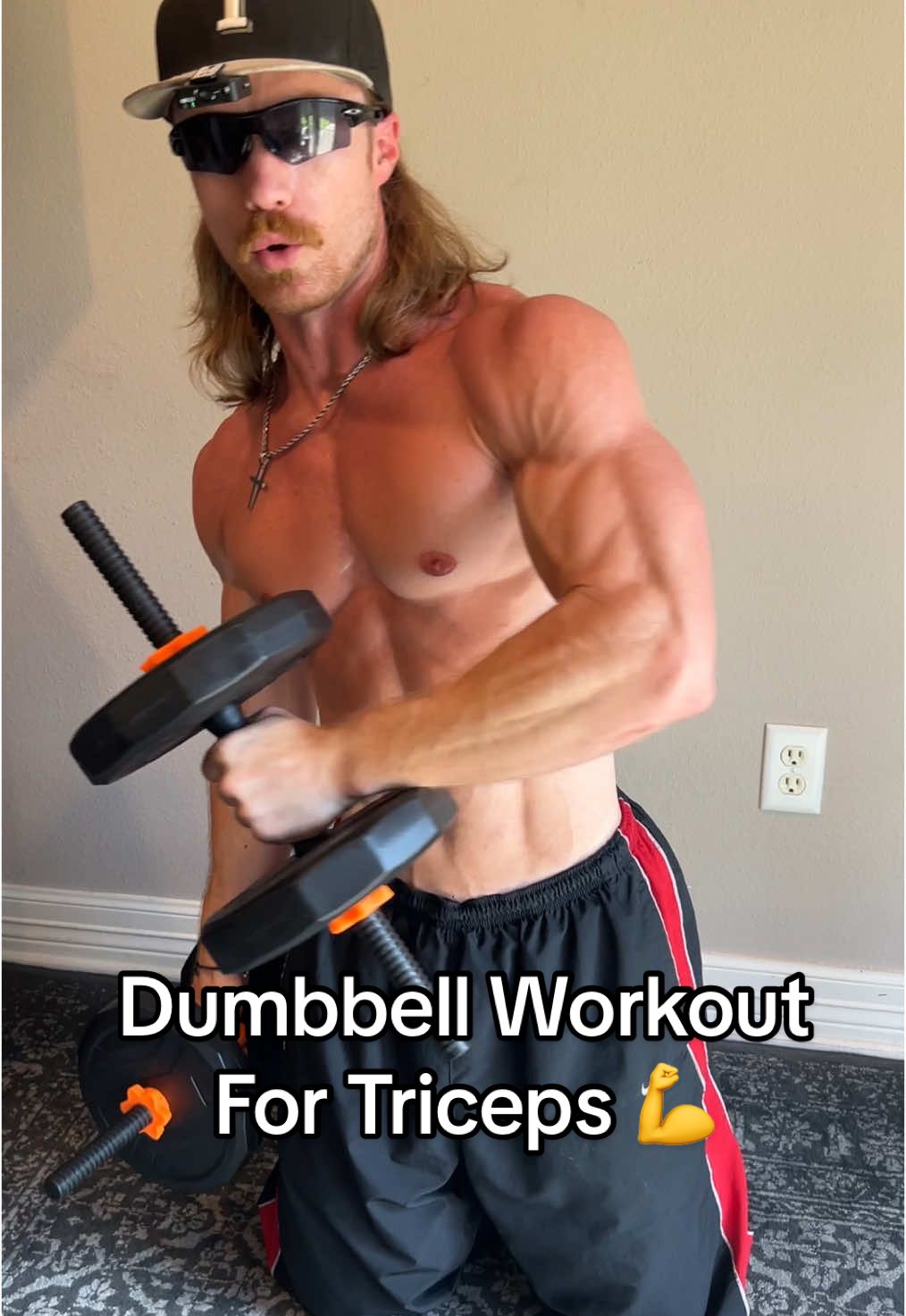 Dumbbell workout to blow up your triceps💪 #triceps #dumbbellworkout #workout #gym 