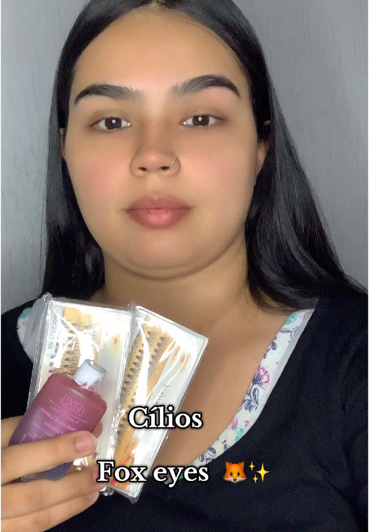 Fox eyes 🦊#videoviral #fyp #fyyy #videoviral #foryoupage #fyp #cilios #ciliosfioafio #ciliosfoxeyes 