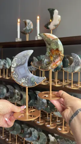 Moss agate moons are back 🌙 ❤️  #crystaltok #moon #crystals #TikTokShop #crystalshop #crystalsoftiktok #SmallBusiness #gemstone #zodiacsigns 