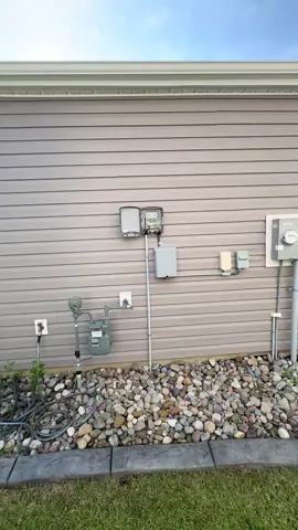 Vinyl fishing and wall fishing a fiber line #wireinstall #wallfishing #fiberoptics 