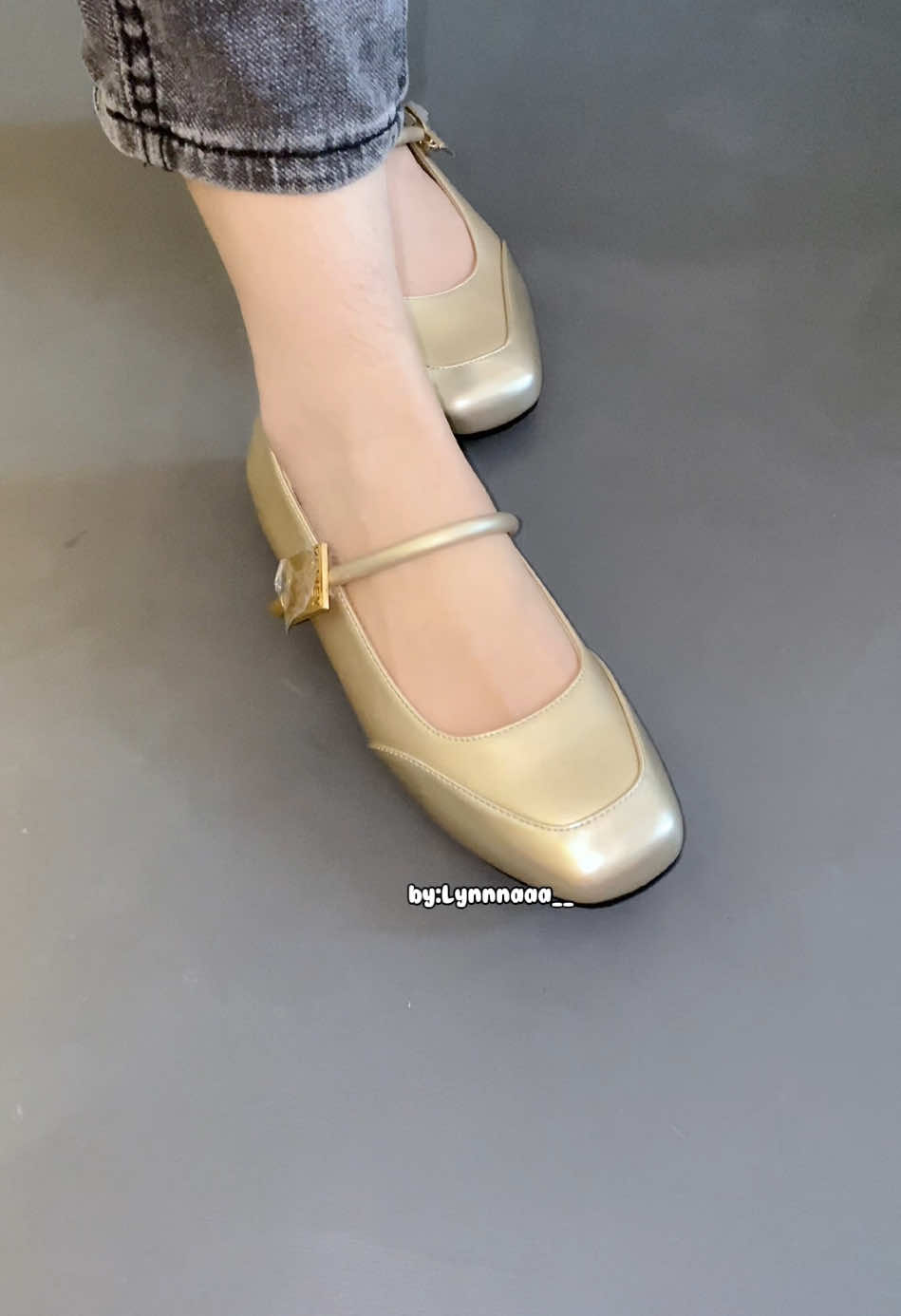 Flatshoes Simpel Tapi Cakep❤️‍🔥 #sandalwanita #sandalcantik #flatshoes #flatshoescantik #flatshoesaesthetic #fyppppppppppppppppppppppp 