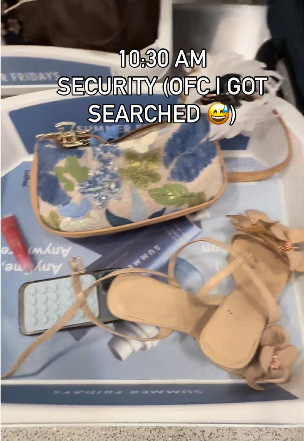 Airport fit !! Y’all know how much I love nature , it feels like a fairytale 🥹✨✨ Beautiful shorts with the fur from the designer @viiollettt 🩵 #fyp #fashion #losangeles #nyc #alinasmakeup #alinacore