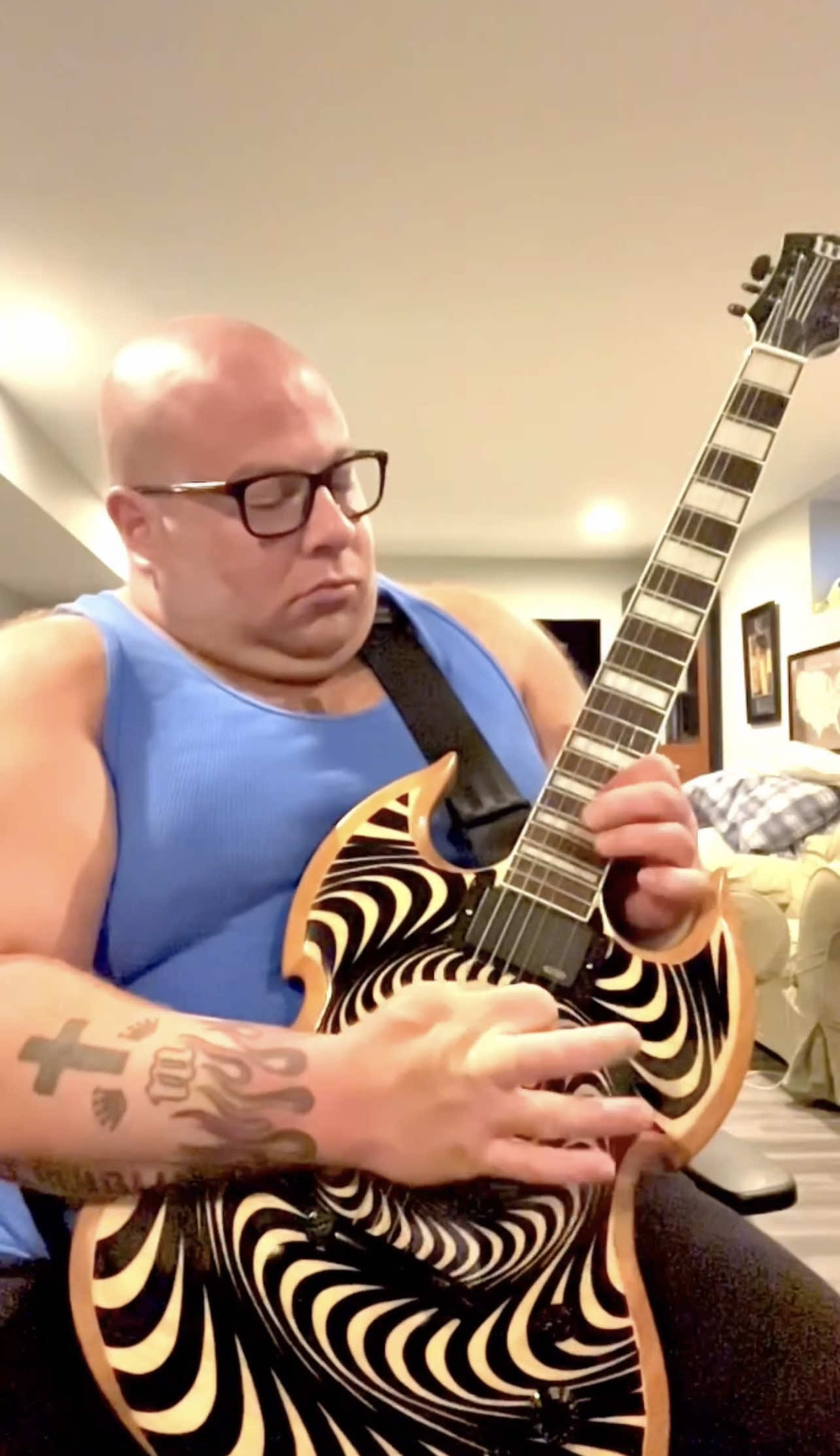 #joelsaltzman #guitar #guitarshred #guitarsolo #guitarsoloing #shreddingguitar #guitarshredding #guitarsolos #guitarlicks #guitarriffs #shredguitar #guitarlife #guitarnerd #guitargeek #guitarlove #guitaristsofinstagram #guitarist #guitarplaying #metalguitar #rockguitar #guitarlick #instaguitar #zakkwylde #wyldeaudio #guitargod #guitarhero #guitarman #guitargram #guitarlegend