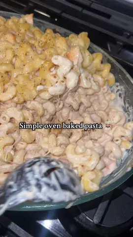 Simple chicken Alfredo pasta #chickenalfredo #DinnerIdeas #dinnerrecipes #cookingvideo #cookwithlove #cooking #cookingwithvicttoria 