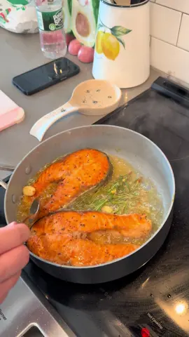 🐟 #todaysmeal #meal #salmon #Recipe #food #steak #fyp #salmonrecipe #delicious #yummy 