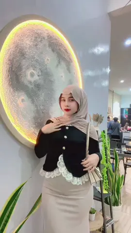 Spesial payday sabrina blouse turun harga😍 #rekomendasi #blouse #blousewanita #blousecantik #blousecantik #blouseknit #fyp #fypage 