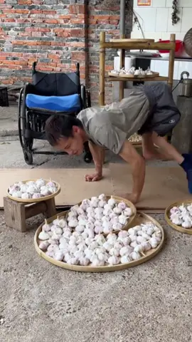 Thương bà con nông dân quá cả nhà ơi