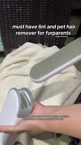 sobrang worth it na budol pangtanggal ng mga balahibo sa damit🥰must have lint remover💯 #lintremover #pethairremover #lintroller 