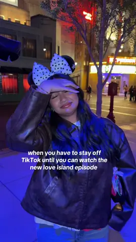 i can’t scroll without getting spoiled pls 😭 #disneyland #LoveIsland #casaamor #watchparty 