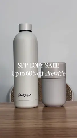 ✨ Our dove grey Stainless Steel Bottle + Inspirational Travel Mug Set is now just $29.95 (valued at $69.90 👀) — even the narrator couldn’t keep quiet about it!  Only $29.95, only available in grey, and only while stocks last. Get in quick! 🛍️🏃‍♀️