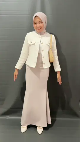 Yang suka naik motor pake rok ini juga cocok, yukk samaan👆🏻👆🏻 #rokpressbody #rokmermaid #affiliatemarketing #ootdhijabstyle #foryoupage #algoritmatiktokfyp #masukberandafypシ 