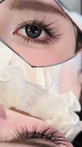 Dáng mi mới dễ chăm - hiệu ứng tự nhiên siuu xinhh #letuuyenbeautyacademy #noimidep #mitrunghoa #letuuyeneyelash #daotaohocvien 