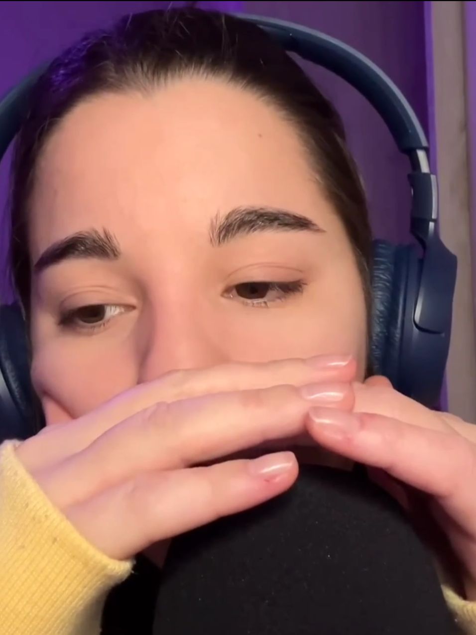 ASMR MOUTH SOUNDS 👅  #asmr #asmrmouthsounds 