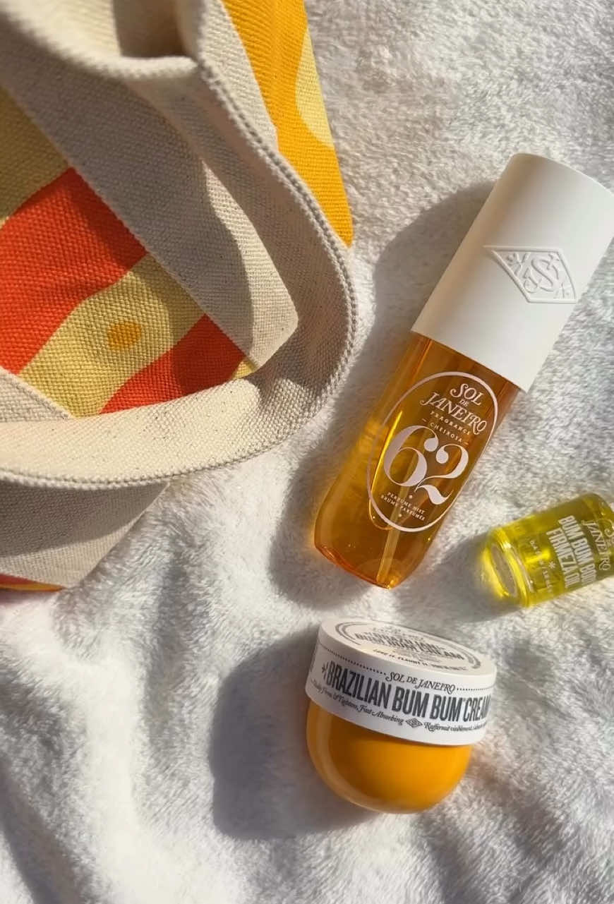 ☀️ Summer in a bag? Yes, please!  Introducing the Limited Edition Sol Tote filled with Sol de Janeiro’s iconic, firming Brazilian beauty must-haves — exclusively at Space NK. 🌴✨ Fall in love with the cheirosa scent — a warm, sunny blend of pistachio, salted caramel & vanilla🧴🍦☀️ What’s inside: 💛 Brazilian Bum Bum Cream 💛 Cheirosa 62 Perfume Mist 💛 Bum Bum Firmeza Oil 💛 Exclusive Sol Tote Bag Feel smooth and moisturised, and smell beautifully irresistible — all summer long ✨ Available only at Space NK (while stocks last!) 💫 @Sol de Janeiro @SPACE NK @Invyted - Influencer App  . . . . #ad #soldejaneiro #spacenk #summervibes #brazilianbeauty #limitededition #bumbumcream #solsquad