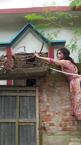 আসো কাজ করি,,,,,, 😆😟😭🤪#fry #frypgシ #foryou #foryoupagе #tiktok #vairal #trending #শিমলাবুড়ি #atrain #naogaon #rajshahi 