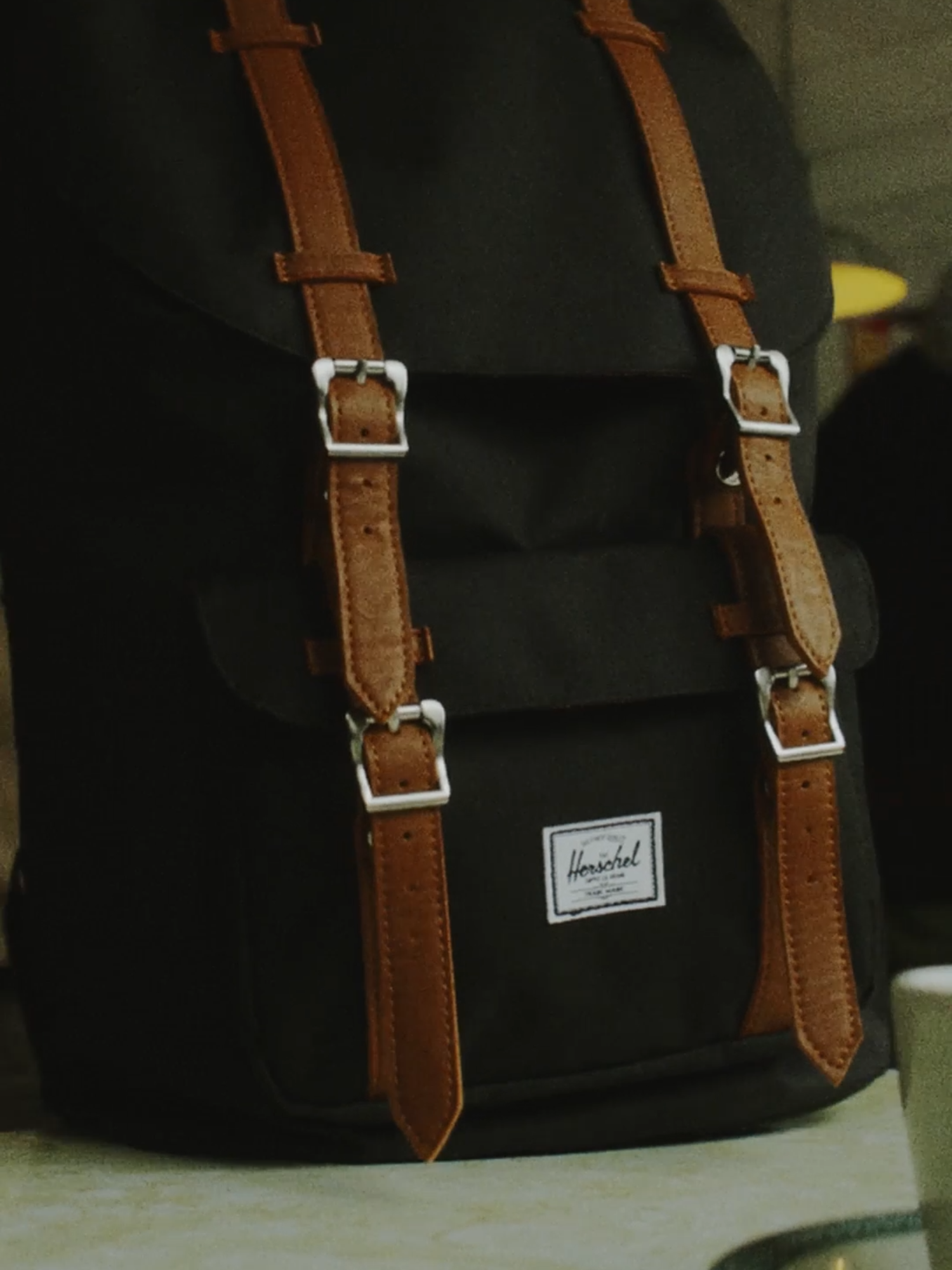 Herschel Little America™ chất riêng cổ điển, mang trọn phong cách cá nhân trên mọi hành trình  #HerschelSupply #HerschelSupplyVietnam