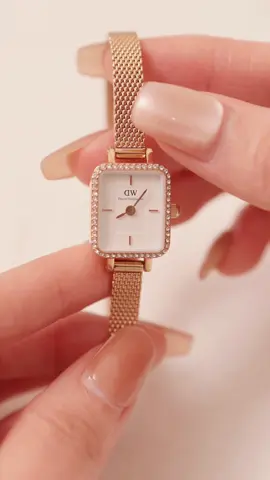 Quadro Mini Lumine Bezel #danielwellington #donghodw #danielwellingtonrealfake #donghodwnam #donghodanielwellington #vongtaydanielwellington #nhandanielwellington #vongcuffdw  #classicbracelet #classicmultieye #quadrominibezel #iconicchronograph #danielwellingtonbound #danielwellingtonpetitemini #donghodwnu #classicringdanielwellington #danielwellingtonthatgia #donghodanielwellingtonnam #donghodanielwellingtonnu #donghodanielwellingtonnamchinhhang #donghodanielwellingtonnuchinhhang #catwatch #catwatchuytin #catwatchnguyentrai #danielwellingtonvietnam #danielwellingtonstorevietnam #vongtaydanielwellington #lactaydanielwellington #danielwellingtonchinhhang