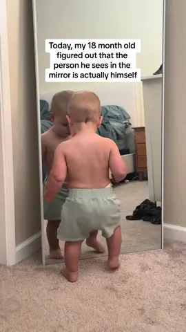 Babies who are curious about mirrors#fyp #baby #happy #cute #foryou #funny #Love #funnymoments #babylove #cutebaby 