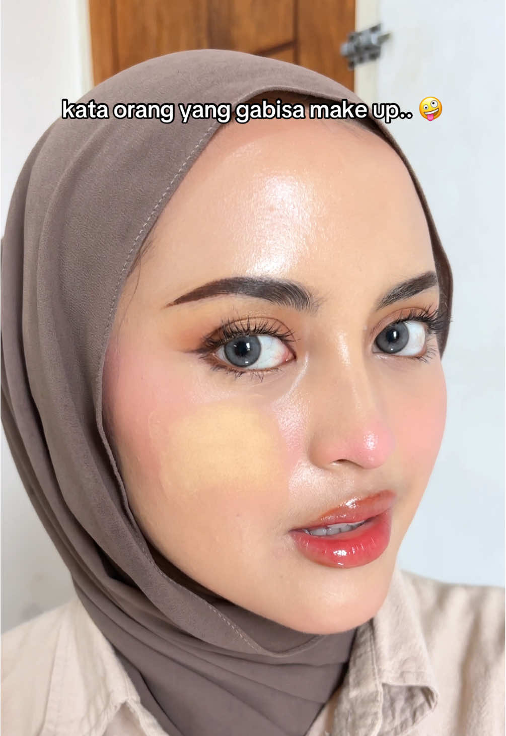 dituduh pake filter padahal mah dia gatau aja ada twc skintific di dunia ini wkaka 🤪 #makeup #makeuplook #BeautyTok #makeuptransition #makeuptips #beauty 