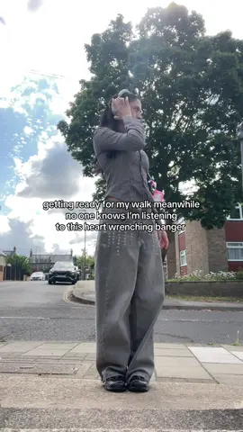 I love being a brown girl fr  #foryoupage❤️❤️ #desi #asian #UK #fyp #fit #fitcheck #pakistani 