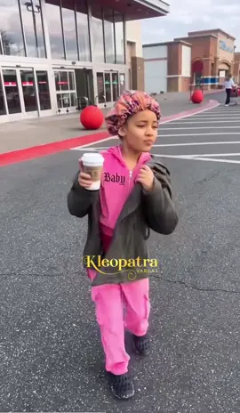 Major THROWBACK - WHO remembers this video ???? #kleopatravargas 