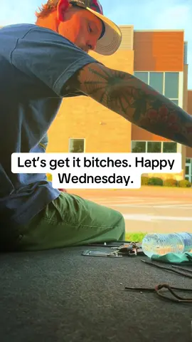 Rise and grind #outcastagenda #texas #bluecollar #tattooedandemployed #americantraditionaltattoo #texas #northtexas #dfw #fortworth #dallas 