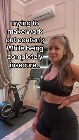 #workout #fit #Fitness #motivation #insecure #confidence #homegym #contentcreator #fyp #viral 