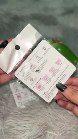 super affordable handmade press on nails ᥫ᭡  #clicktheyellowbasket #pressonnail #fakenails #cateyenails #elegantnails #foryoupage #fyp #tiktok #tiktokaffiliate 