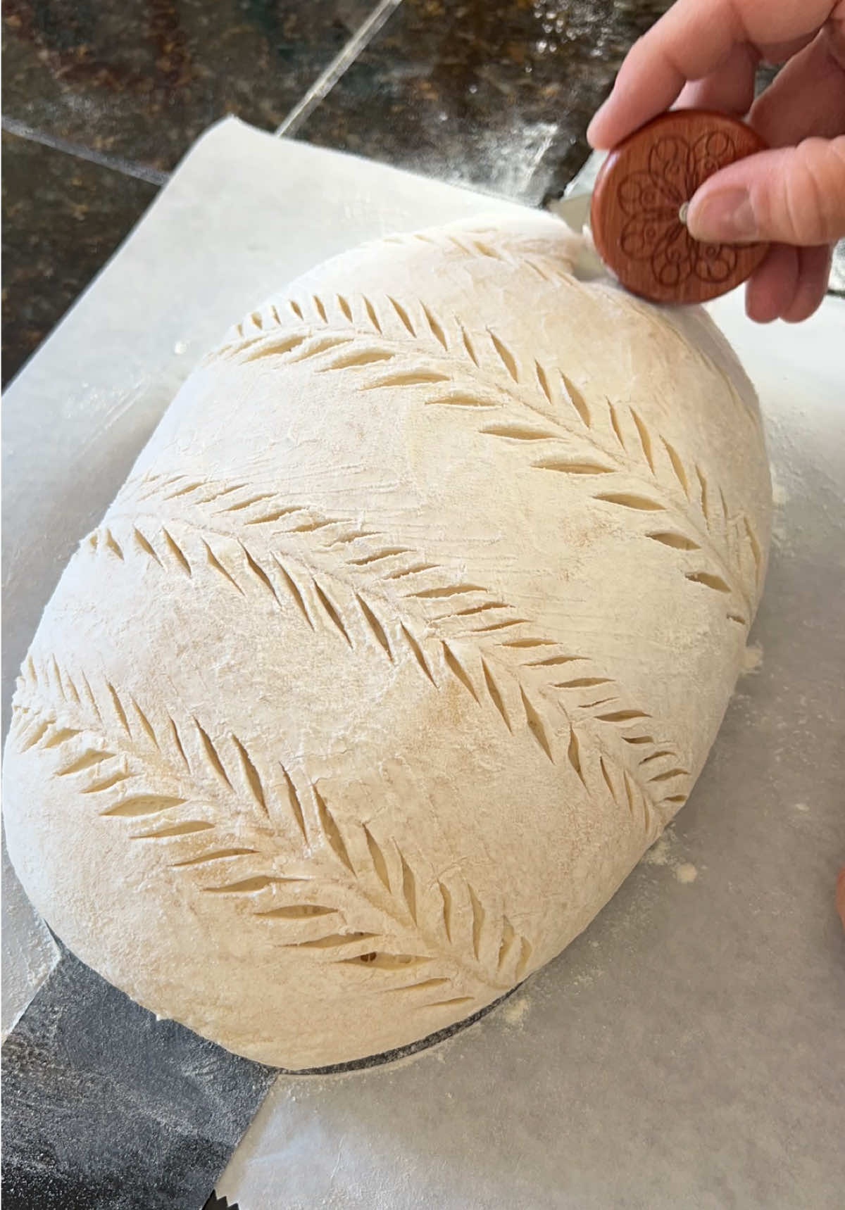 Scoring.  This is one of my favorite scores for a loaf you can make good sandwiches with. :) #sourdoughscoring #sourdough #makingsourdough #sourdoughtok #sourdoughforbeginners #cookingprocess 