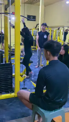 AssalamualaikumHallo Rekan2 fitness👋Tetap konsisten untuk rajin berolahraga dan menjalankan pola hidup sehat bersamaSUN GYM & SUN PERSONAL TRAINER  kota PAGAR ALAM  #pagaralam #gympagaralam #sungym #sungympagaralam #sunpersonaltrainer #sunpersonaltrainerpagaralam #fitnesspagaralam  #pagaralamhits #bodycontest  #bodycontestindonesia #gymlahat #sumatraselatan #binaragaindonesia  #palembang #lahat #empatlawang #atlet #gunungdempo #pagaralamwisata #atletpagaralam  #gymmotivation #disporapagaralam #gymindonesia #gymlifestyle #gymlover #gympagaralam #salamjemekitegale #gympagaralam #pagaralam #pagaralam_salam_jeme_kite #pagaralam_salam_jeme_kite 