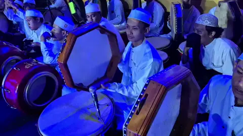 Hadroh Ahbabussegaf - Ya Robbi Sholli Ala Muhammad ( Maulid Simthudruror )  #hadrohsholawat #hadroh #majelisnurulmusthofa #nurulmusthofa #nurulmusthofa_original #hadrohnurulmustofa #nurulmusthofatv 