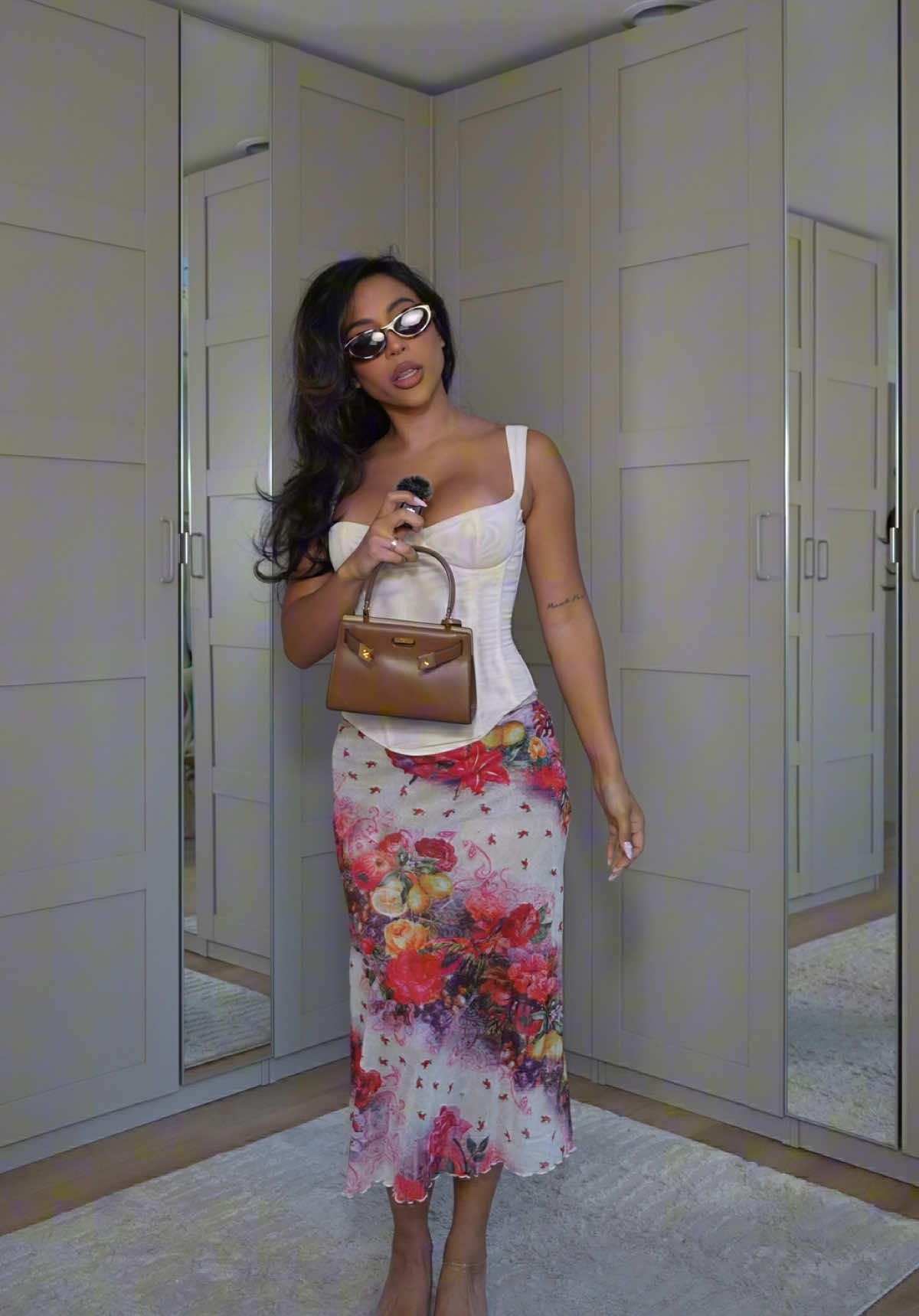 okay i need two outfits for the day, but which one was your favorite?  1 or 2??  . . . . . . . . . . . . . #whichoutfit #outfıtinspo #summeroutfitideas #getreadyforsummer #getready #jamieegabrielleoutfits 