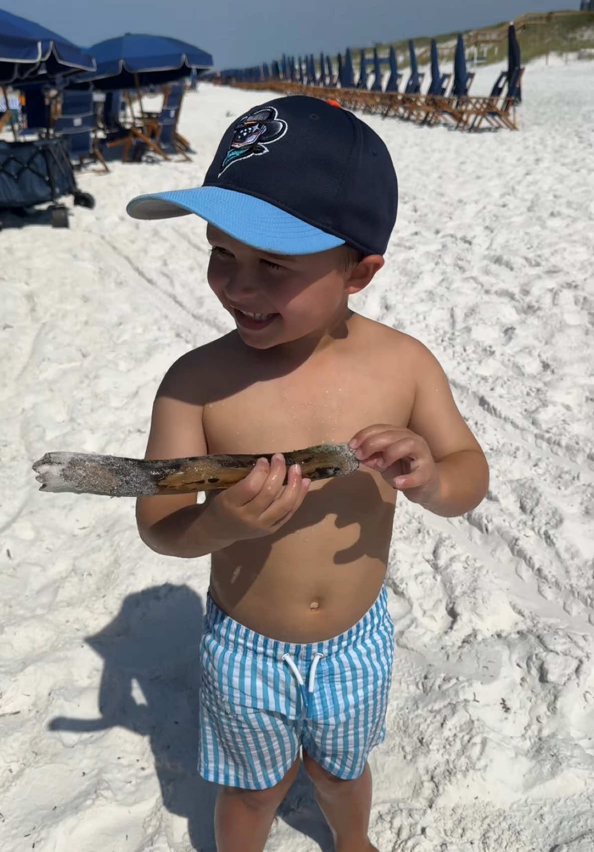 We’re just standing on business ☀️🌊 #beach #tan #fyp #florida 