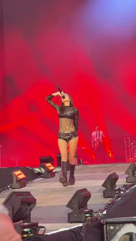 🖤 #oliviarodrigo #gutsworldtour
