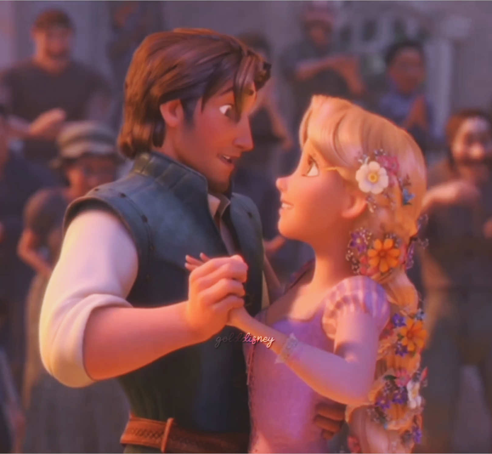 can i pls have a love like theres? ok bye thank u. #tangled #rapunzel #rapunzeledit #flynnrider #edit #disney #golddisney #Love #firstvideo #fyp #disneylover #foryou #blowup 