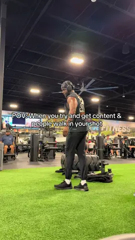I just be trying to make this content for yall 🙄😂 #fyp #videobombed #gym #gymcontent #asmr #Lifestyle #Vlog #fypシ #fy #foryoupage 