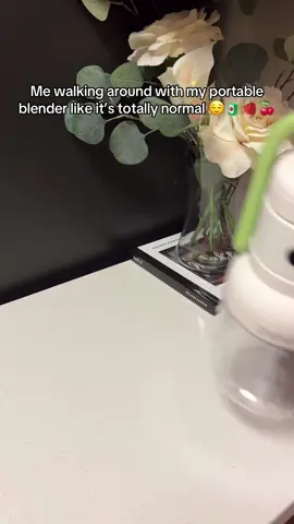 Perfect for gym, work or car 🍒🍓🍏✨ @ZHENMI888 #portableblender #smoothie #portablejuicer #juicermachine #licuadoraportatil #portablejuicerblender 