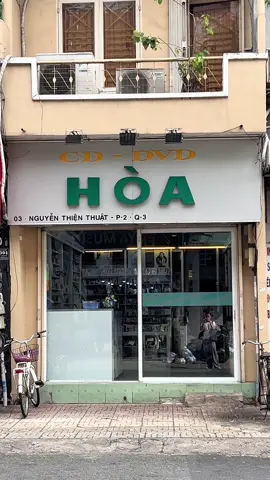 Ký ức những tiệm băng đĩa CD vẫn còn sót lại ở Saigon #tiembangdia #bangdia #cd #memory #nostalgia #nostalgic #explore #khampha #Lifestyle #foryou #kyuc #9x #kyniem #saigon #quan3 #CapCut  