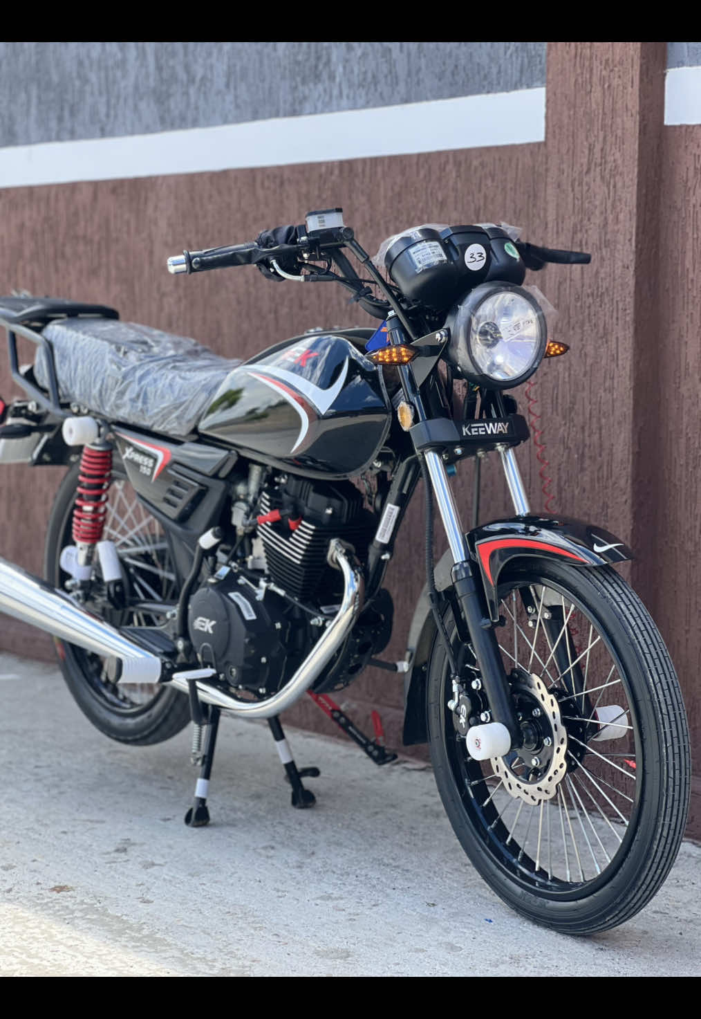 El Xprees 2025 de rayos La más viral del vigía 🦦#motorcycle #keeway #ek #empire #viral #elvigiaestadomerida🇻🇪 