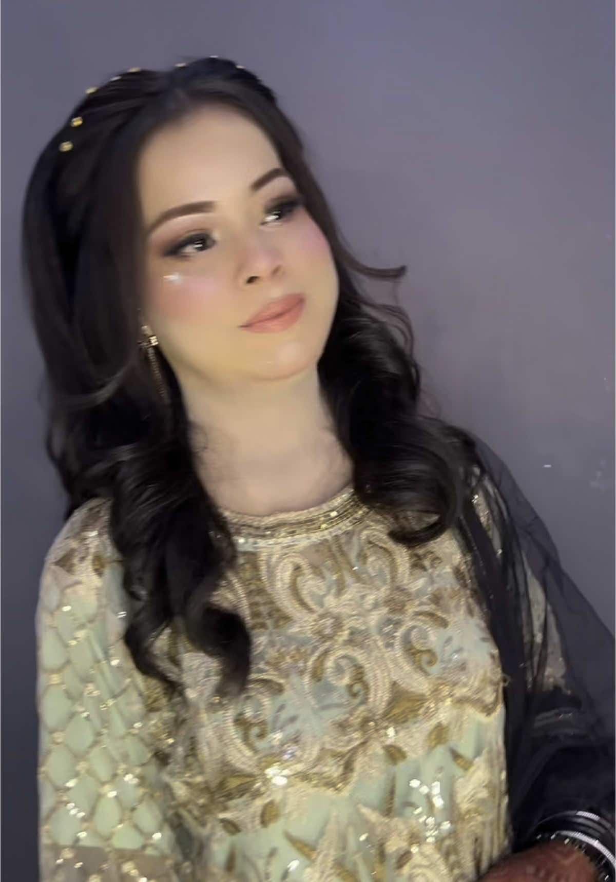 #furqanmakeupstudio #photography #CapCut #viral #foryou #tiktok #salon #wedding #trasfomation #makeuphacks #tranding #vedio #videoviral #hairstyle #hair #makeup #fyp #fypシ゚ #makeuptransformation 