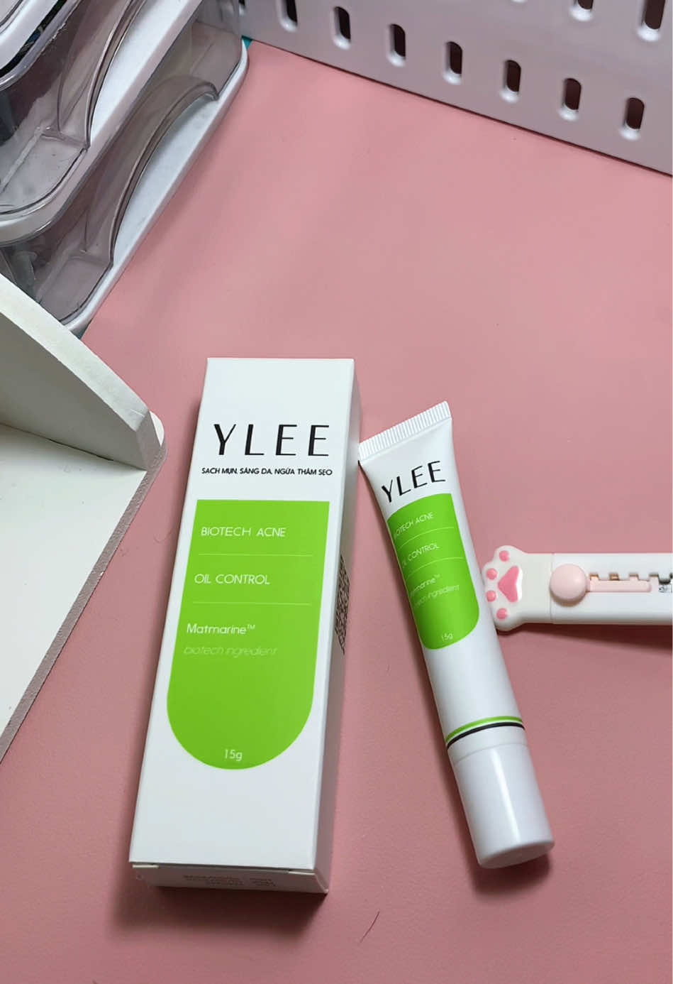 Mụt em kem mụn hịuu quả nhưng mà bị f.lop🥲👆🏻 #krixibluu#Lifestyle#yleekemmun#ylee#unboxing#krixiunbox#kemchammun  