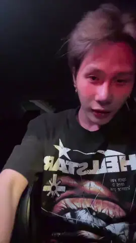 Ê đtrai, đtrai 🤪 đtrai trời, đp v ai chịu nổi 😝bt t khoái lắm hog 🥴 mà chịu để tóc ngắn r hẻ 😋nhìn cưng nhe , đtrai nhe cục dàng.^^   #jack#j97_phuongtuan #domdom🐝 nhìn mà mê #meomeo 
