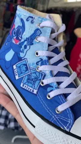 💙 Tênis Botinha do Stitch – Estilo e fofura em cada passo! Perfeito para quem ama conforto com um toque divertido, esse tênis botinha traz o personagem Stitch em um design super fofo e moderno! Com cano alto, solado antiderrapante e acabamento macio, é ideal para os pequenos arrasarem no visual e se sentirem nas nuvens! Disponível do 27 ao 32!🤩💙 📍Estamos localizados na Av. Paraguassú 5791 , Balneário Ipiranga- ao lado a farmácia Zanella 