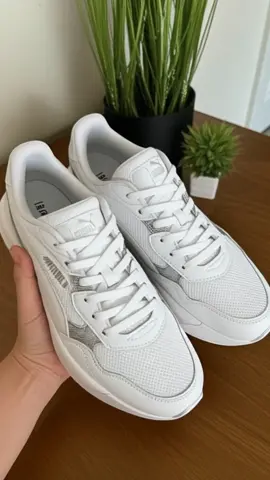 PUMA Sepatu Wanita X-Ray Speed Lite Distressed Sneakers White-White-Silver#sepatupuma #sepatusneakers #promo #sepatupriawanita 