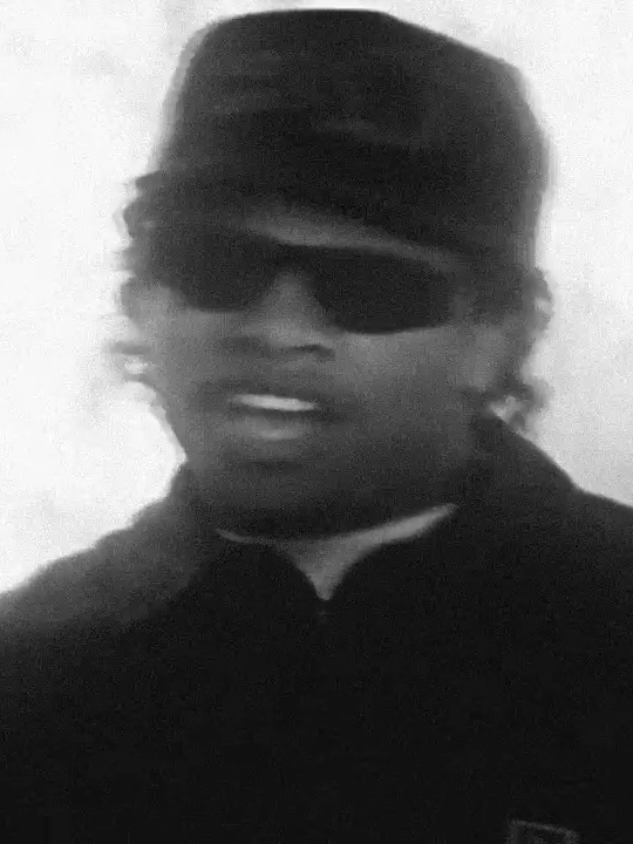 #EAZYE  : estilo diferente de edit dessa vez 🤪  #eazye #eazyeedits #rap #southside #rappers #edit  #foryoupage #paratii #fyp #videoviral 