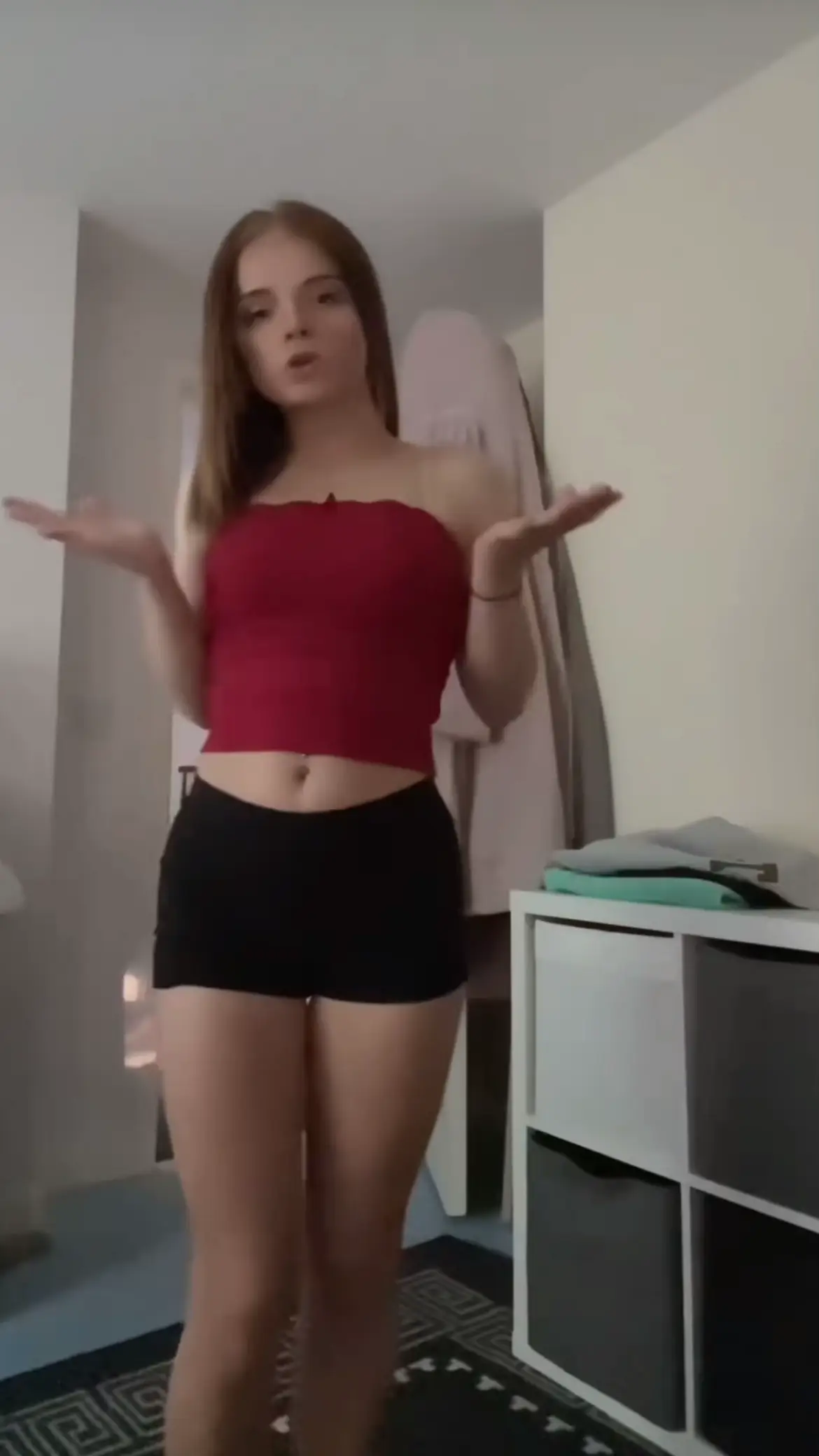 @ᵕ̈ #fakebody #im18tiktokdonttakethisdown #im18tiktok #18 #fakebodyy⚠️ 