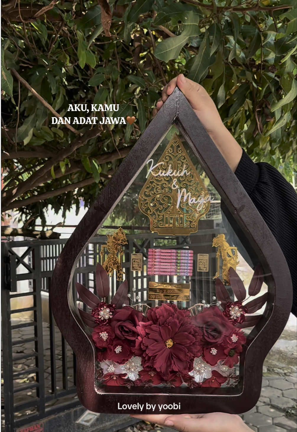 JAWA ADALAH KUNCI🤎✨ . . . . .#maharadatjawa #maharjawa #gunungan #mahargunungan #wayangkulit #jawapride #Maharpernikahan #weddingvibes #weddingtiktok #maharcustom #mahardiy #maharjakarta #diymahar #seserahanjakarta #weddingpreparation #hantaranpernikahan #maharakrilik #maharviral #fyp #foryoupage #weddinginspiration #inspirasimahar 