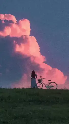 tonight #dipiens #atmosphere #aesthetic #viralsong #gotoviral #freedom 